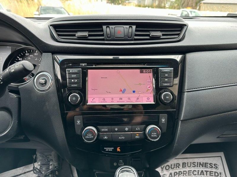 2018 Nissan Rogue SVImage 7