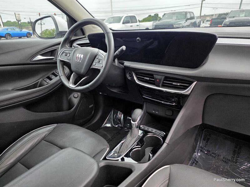 Used 2025 Buick Encore GX Avenir