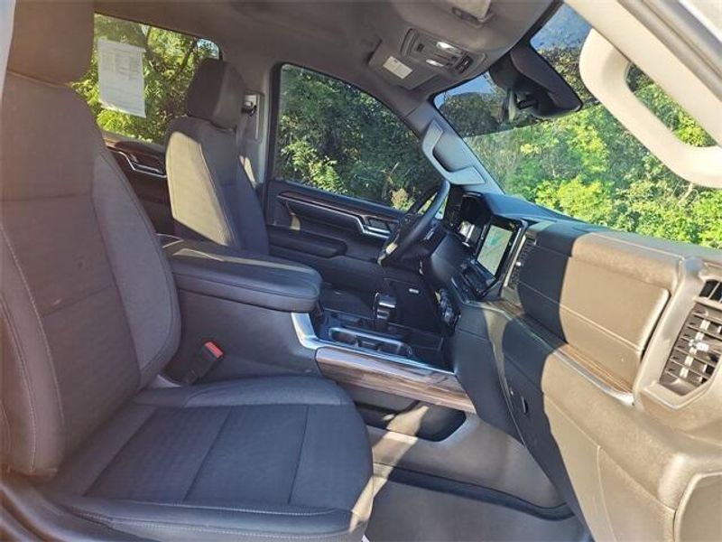 Used 2023 Chevrolet Silverado 1500 RSTImage 29