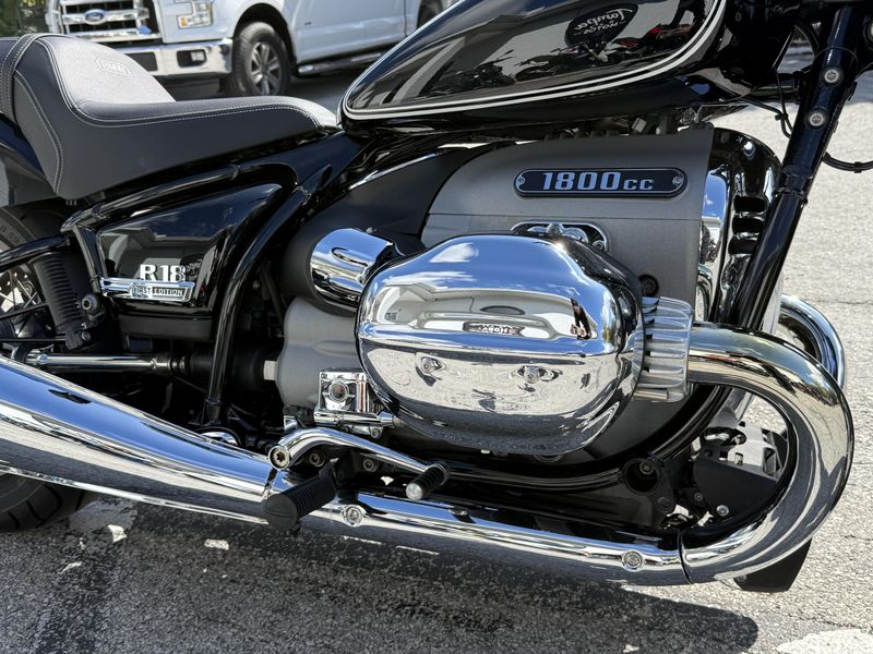2021 BMW R 18 First Edition