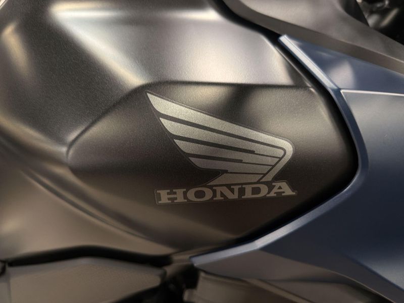 New 2026 Honda CB750 HORNET E-CLUTCH Image 26