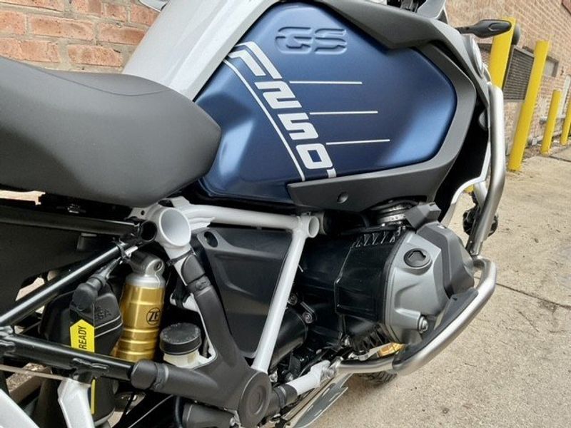 2023 BMW R 1250 GS AdventureImage 9