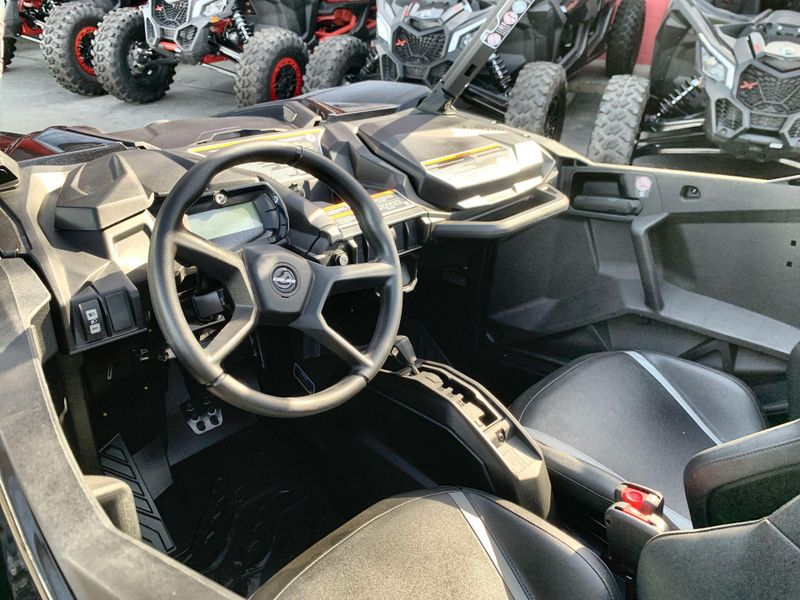 New 2026 Can-Am MAVERICK SPORT MAX DPS 1000R Image 20