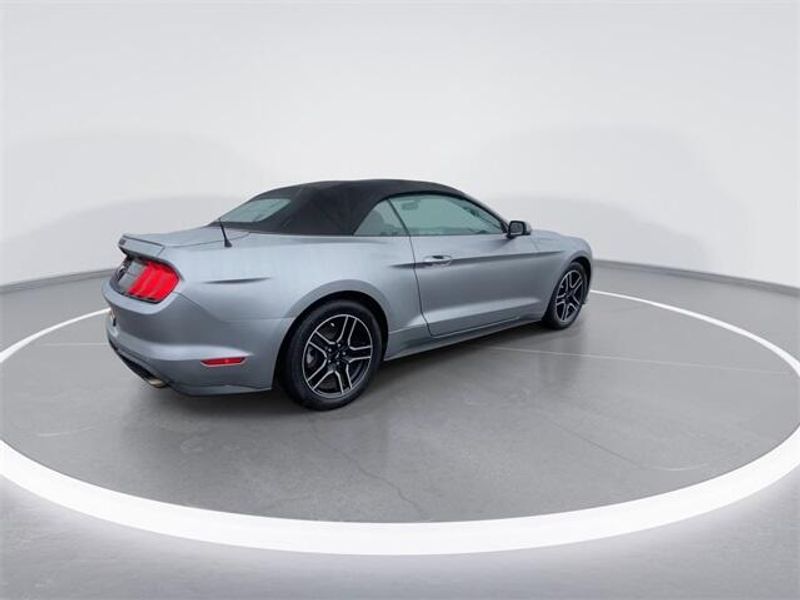 2020 Ford Mustang EcoBoost PremiumImage 8