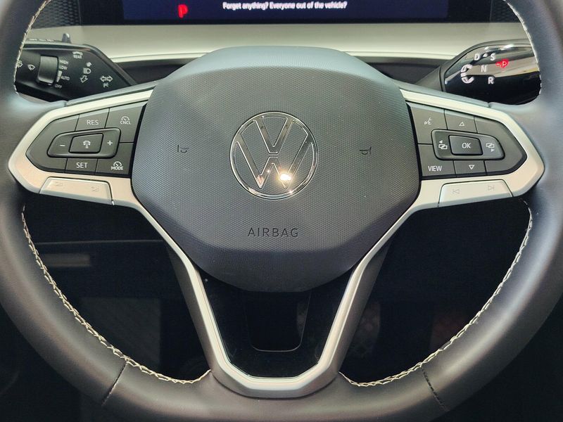 Used 2026 Volkswagen Tiguan SE AWDImage 24