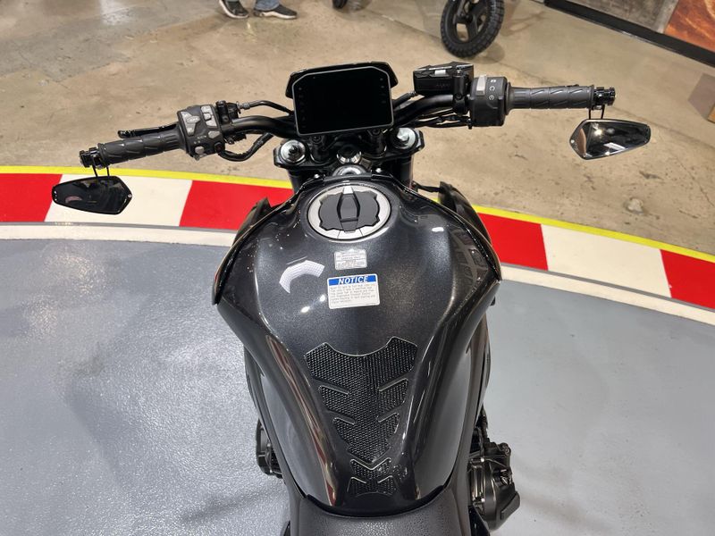 Used 2025 Kawasaki Z900 ABS Image 21