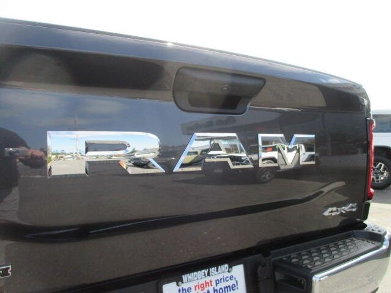 2025 RAM 2500 Big Horn Crew Cab 4x4 6