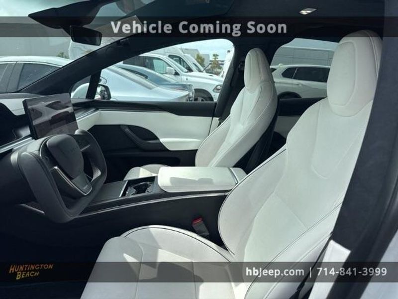 2023 Tesla Model X PlaidImage 8