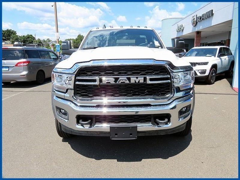 2024 RAM 5500 Chassis Cab TradesmanImage 3