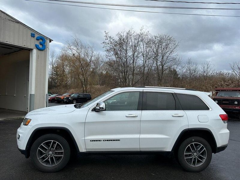 2017 Jeep Grand Cherokee LimitedImage 10