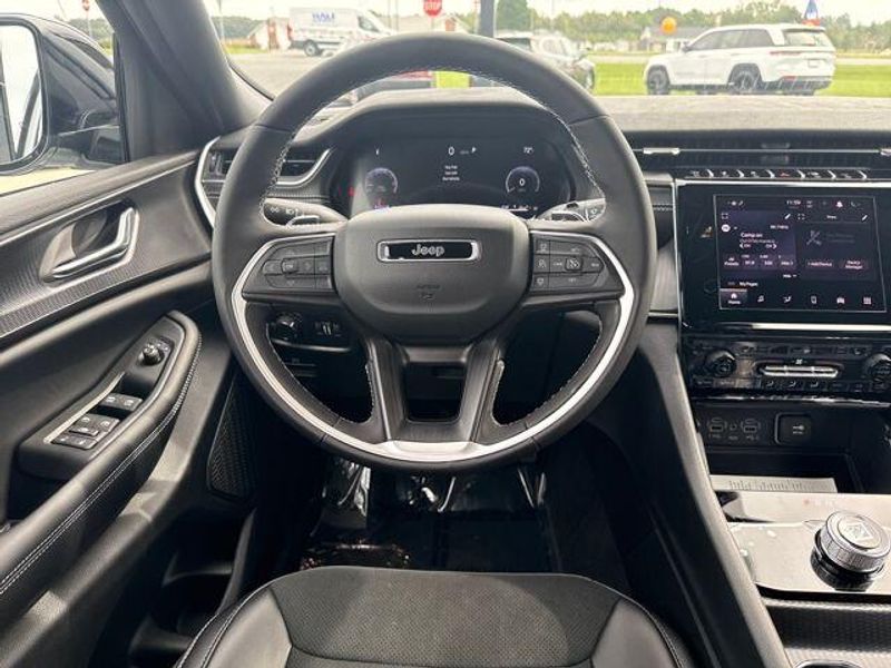 2025 Jeep Grand Cherokee Altitude X2025 Jeep Grand Cherokee L Altitude X 4x4