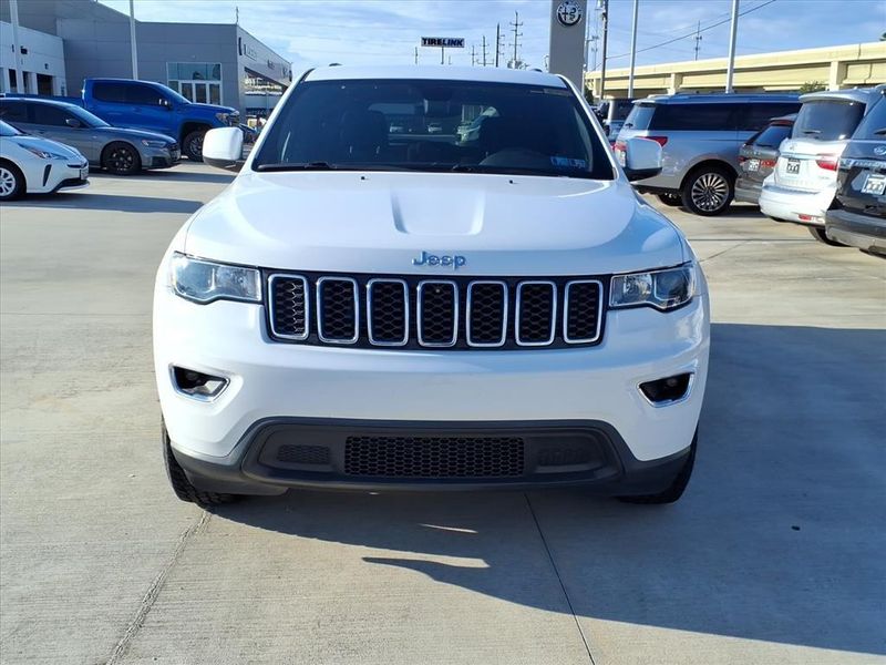 Used 2017 Jeep Grand Cherokee LaredoImage 7