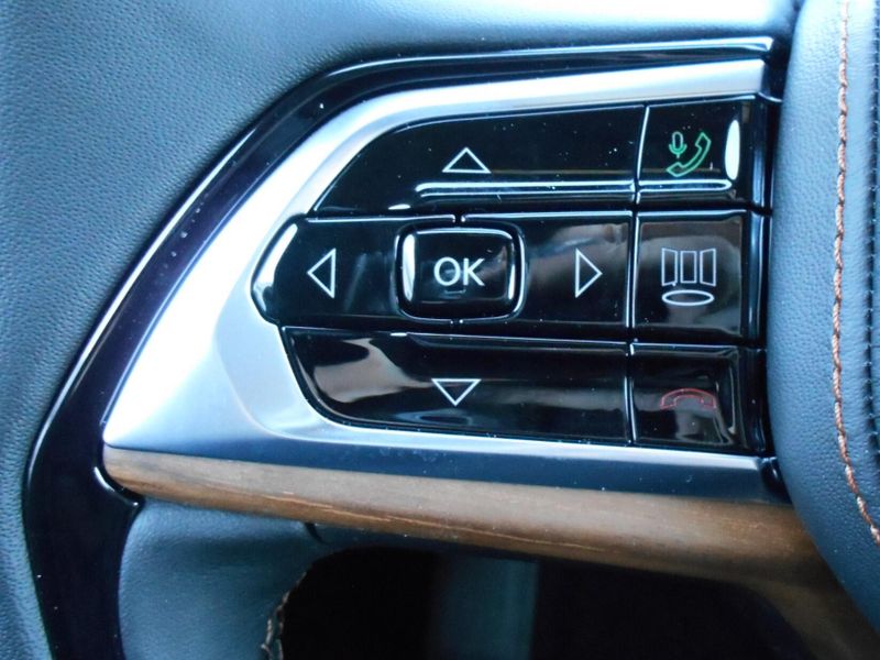 2025 Jeep Grand Cherokee Summit Reserve 4x4Image 28