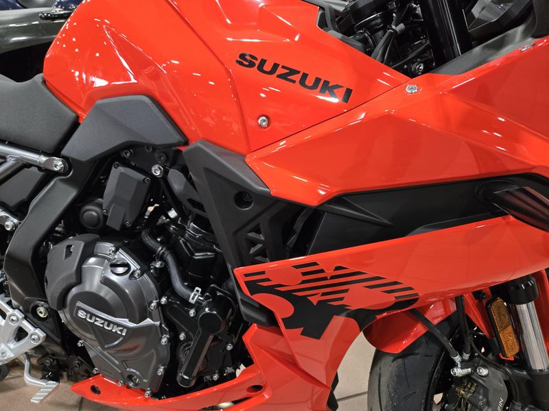 NEW 2026 SUZUKI GSX8R Image 7