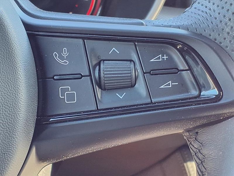 Used 2024 Alfa Romeo Stelvio TiImage 20