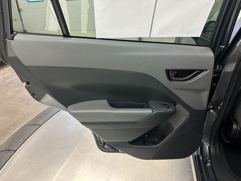 2025 Subaru Crosstrek Premium photo 14