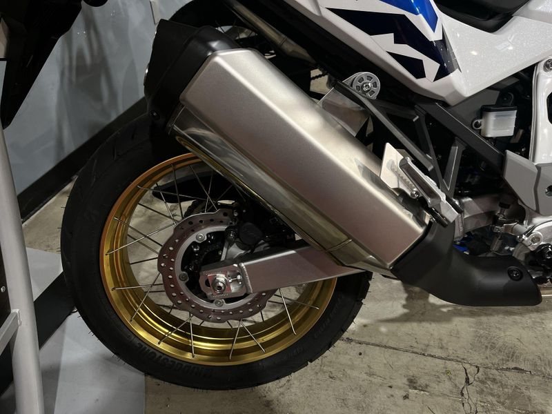 New 2025 Honda AFRICA TWIN ADV SP ES Image 18