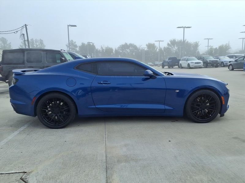 Used 2019 Chevrolet Camaro SSImage 14