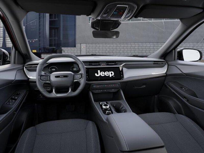 New 2026 Jeep Cherokee Laredo 4x4Image 14