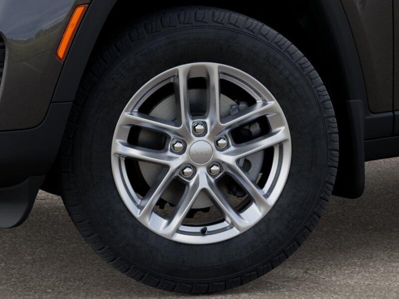 New 2025 Jeep Grand Cherokee Laredo X 4x4Image 33