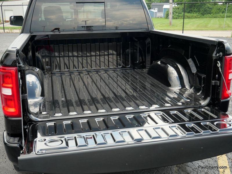 New 2025 RAM 1500 Laramie Crew Cab 4x4 5