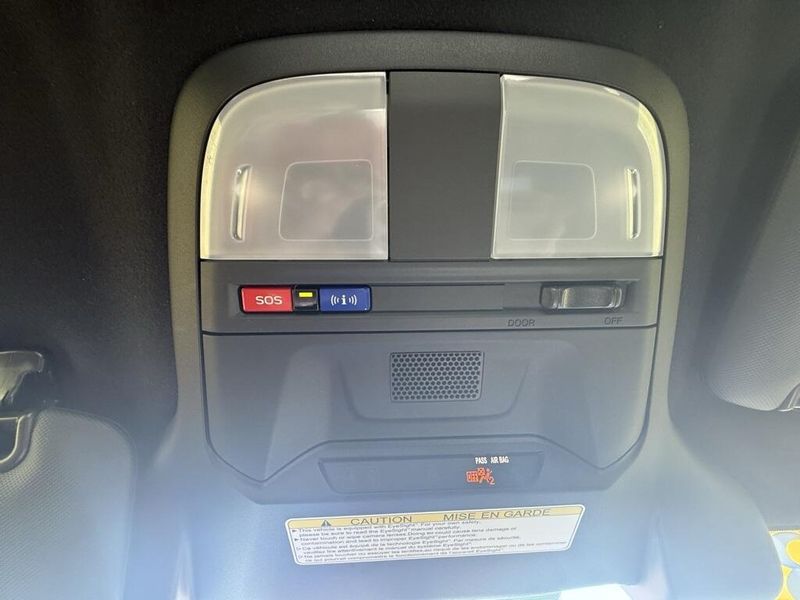 2023 Toyota GR86 Base photo 20
