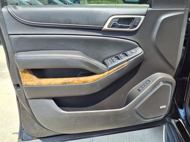 Used 2017 GMC Yukon DenaliImage 23