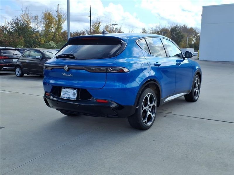 New 2025 Alfa Romeo Tonale AwdImage 7