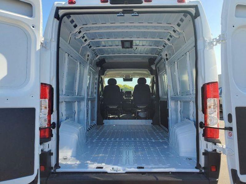 New 2024 RAM ProMaster Cargo Van High Roof