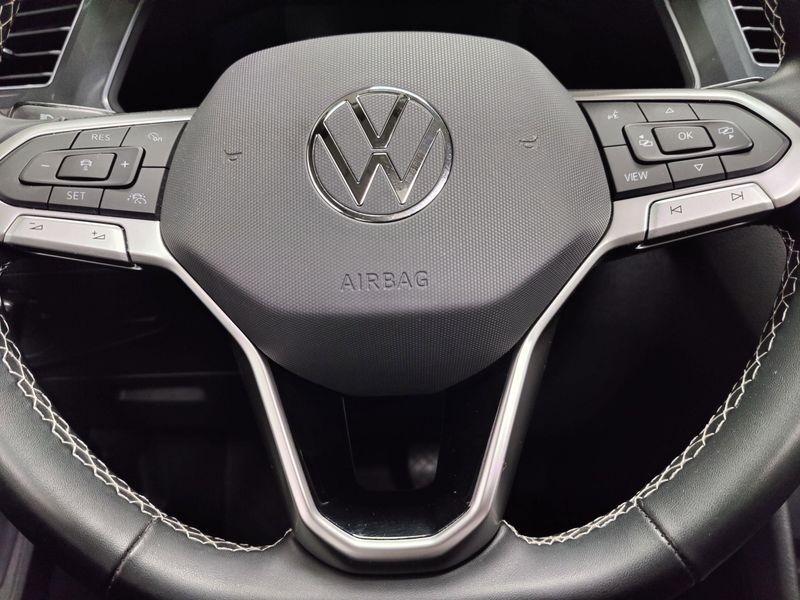Used 2022 Volkswagen Tiguan SE AWD w/SunroofImage 30