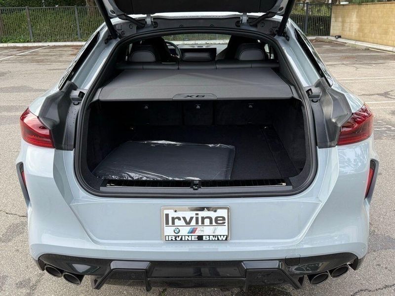 New 2026 BMW X6 M CompetitionImage 15