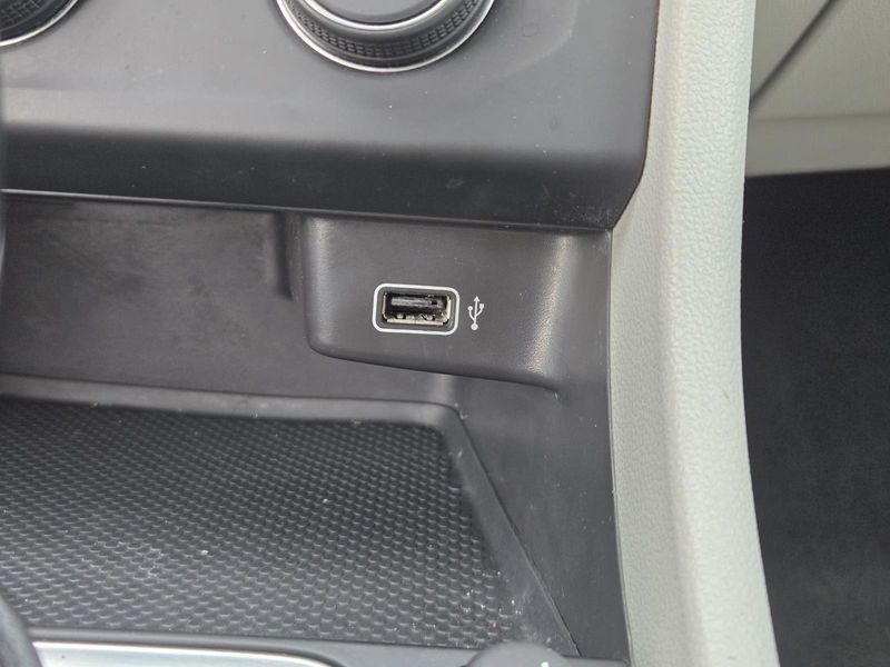 Used 2019 Volkswagen Jetta S Auto w/SULEV