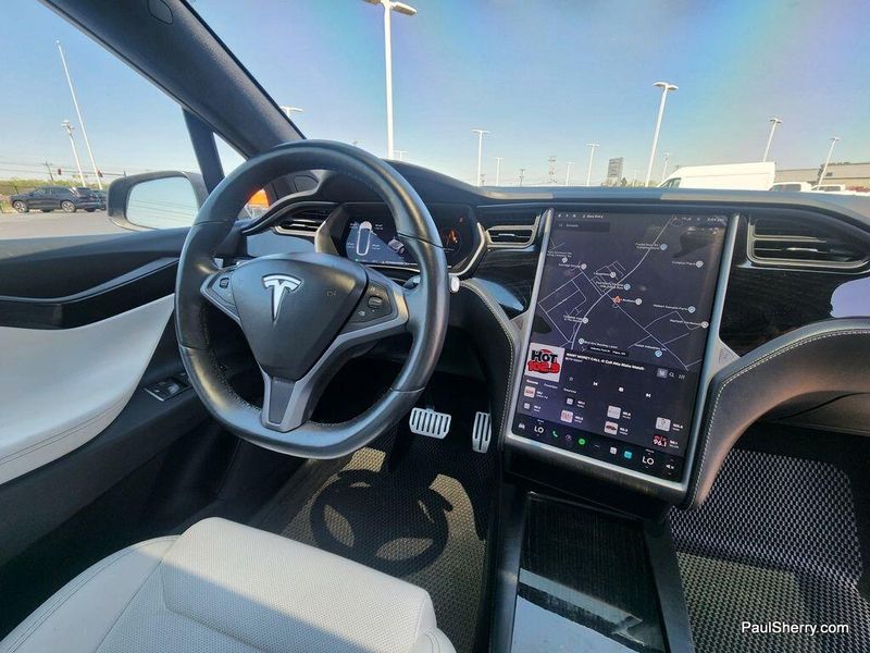 2018 Tesla Model X P100DImage 32