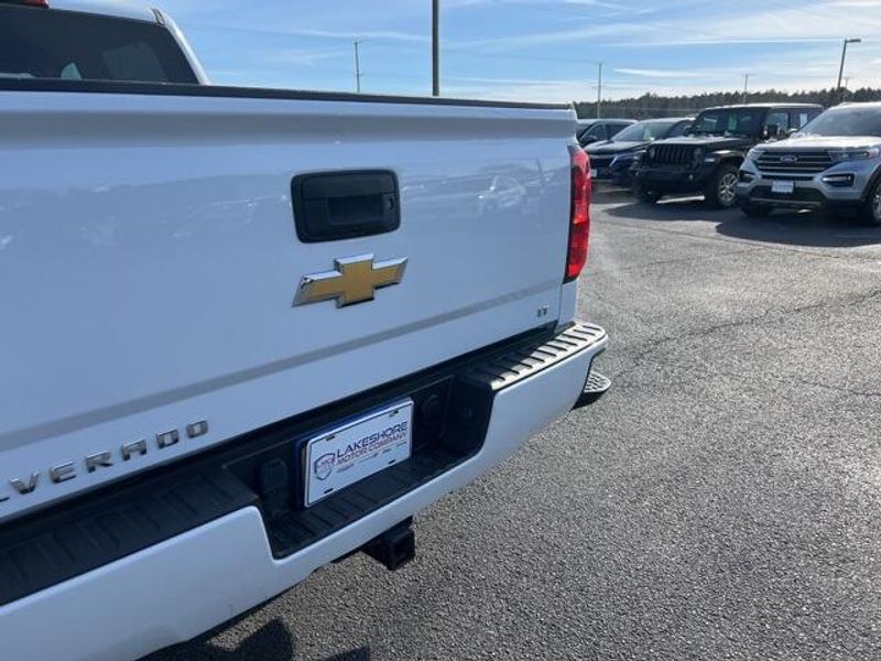 2017 Chevrolet Silverado 1500 LTImage 5