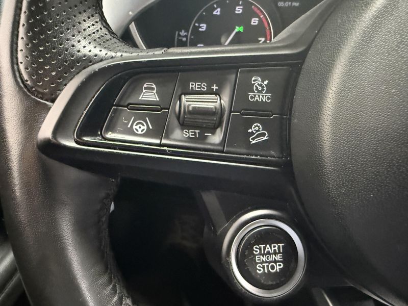 Used 2023 Alfa Romeo Stelvio VeloceImage 16