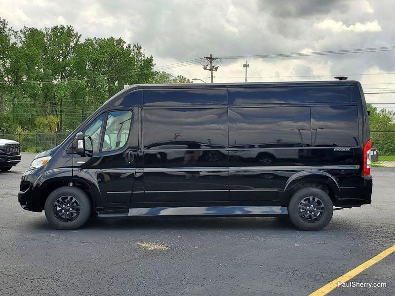 2024 RAM Promaster 2500 Slt+ Window Van High Roof 159