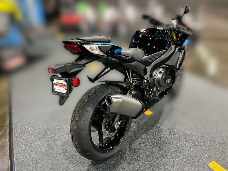 New 2027 Suzuki GSX-R750 Image 15