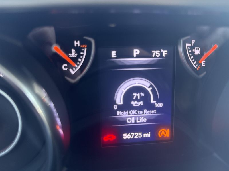 Used 2019 Jeep Wrangler SportImage 21