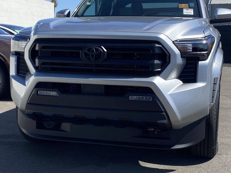 New 2025 Toyota Tacoma SR5Image 7