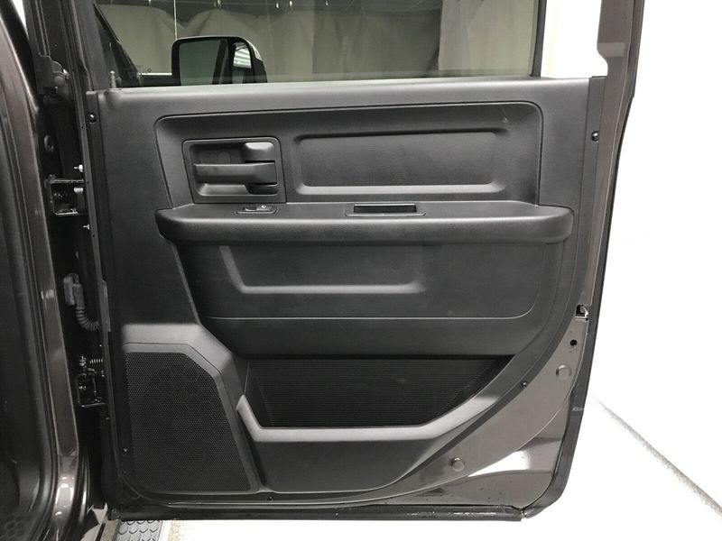 2017 RAM 2500 TradesmanImage 13