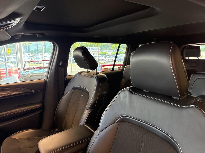 2022 Jeep Grand Cherokee L Altitude