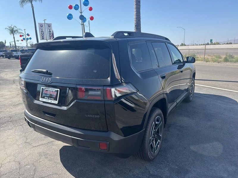 New 2026 Jeep Cherokee LaredoImage 3