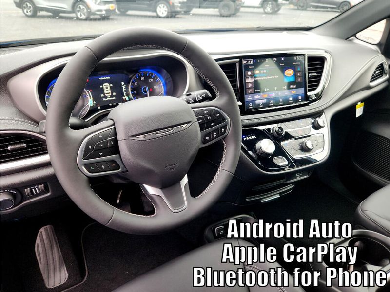 New 2027 Chrysler Pacifica Select
