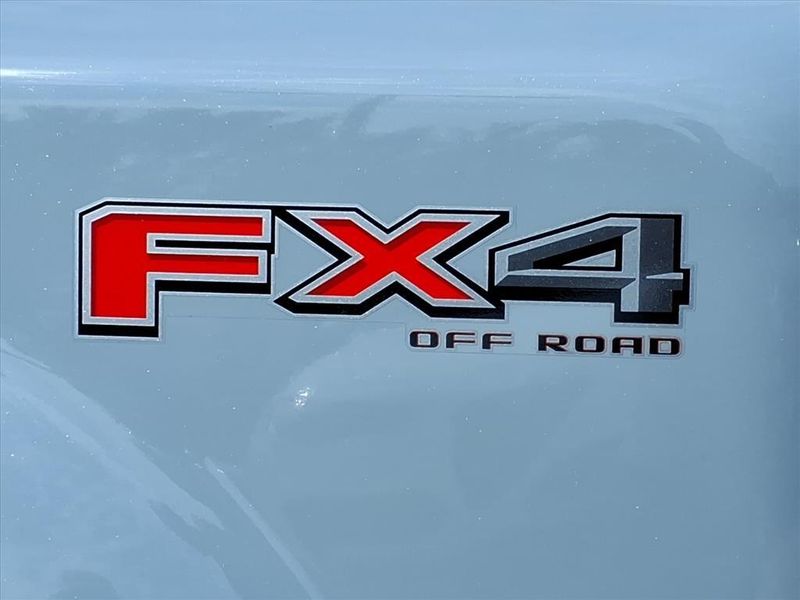 Used 2025 Ford F-450SD PlatinumImage 14