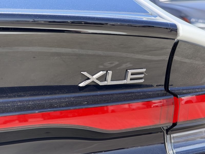 Used 2023 Toyota Prius XLEImage 13