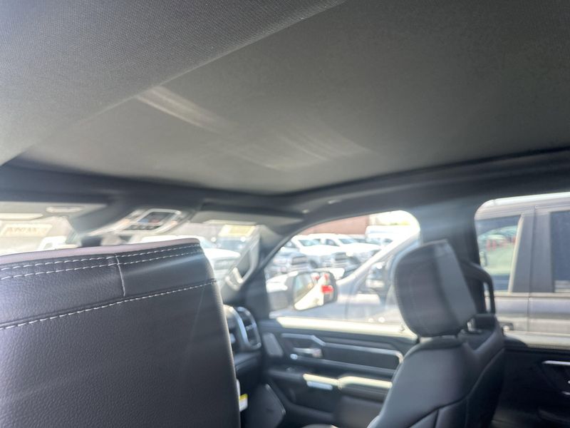 2025 RAM 1500 Laramie Crew Cab 4x4 5