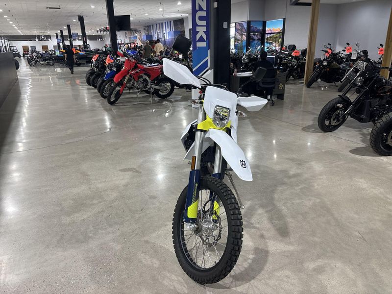 Used 2024 Husqvarna FE 501 S Image 10