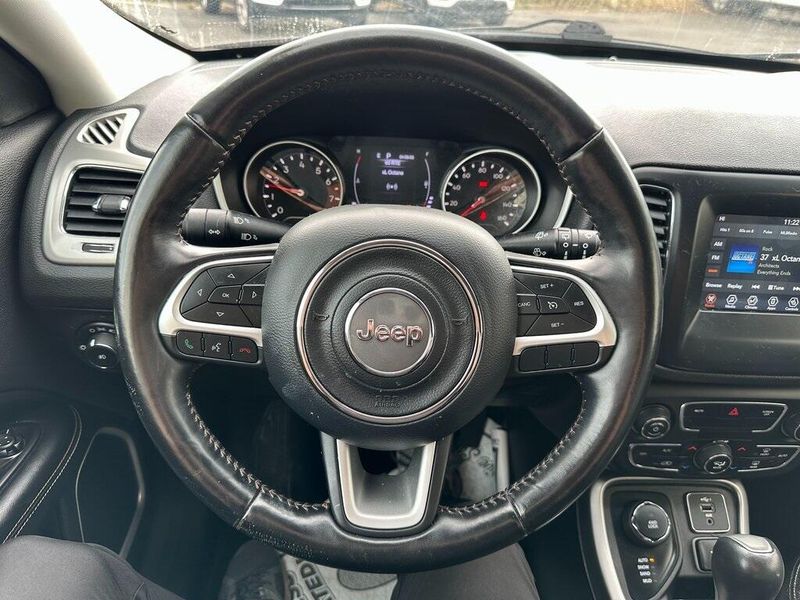 2020 Jeep Compass LatitudeImage 2