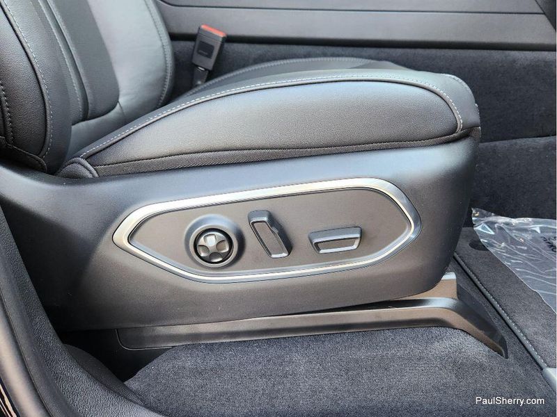 2026 Jeep Grand Wagoneer Limited Reserve 4x4