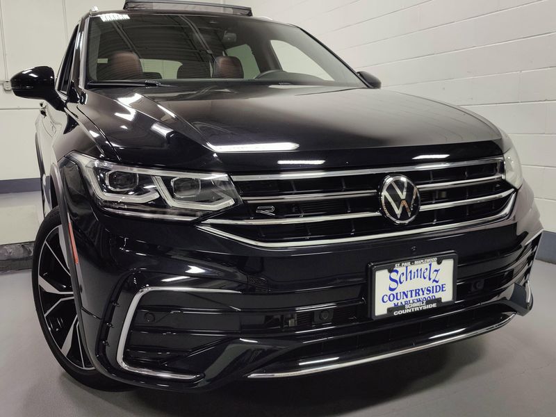Used 2024 Volkswagen Tiguan AWD SEL R-Line w/Sunroof/navImage 2